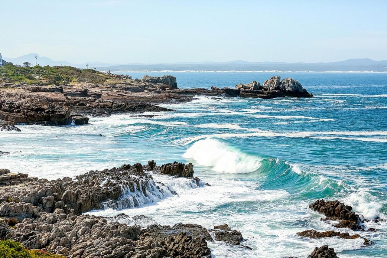 Misty Waves Boutique Hotel Hermanus Exterior photo